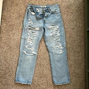 Destroyed Levi’s Wedgie Straight Jeans